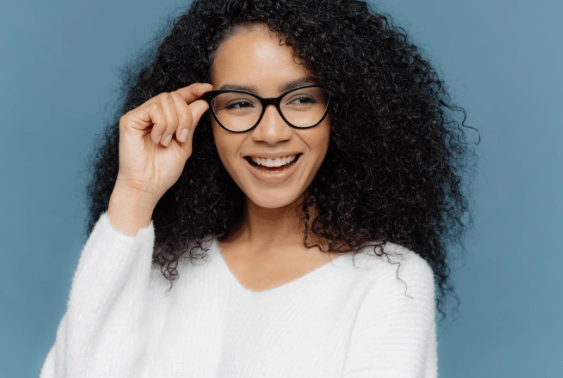 Need Glasses in a Hurry? Why an On-Site Eyeglass Lab Makes All the Difference